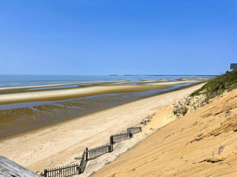 Walk to Beach/Kayaks/Bocce/Bay Cottage Main Image