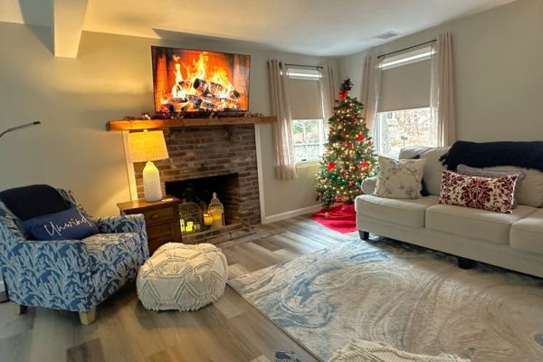 Solace~Dog OK/ Adj. Beds/Game Room/Soaking Tub